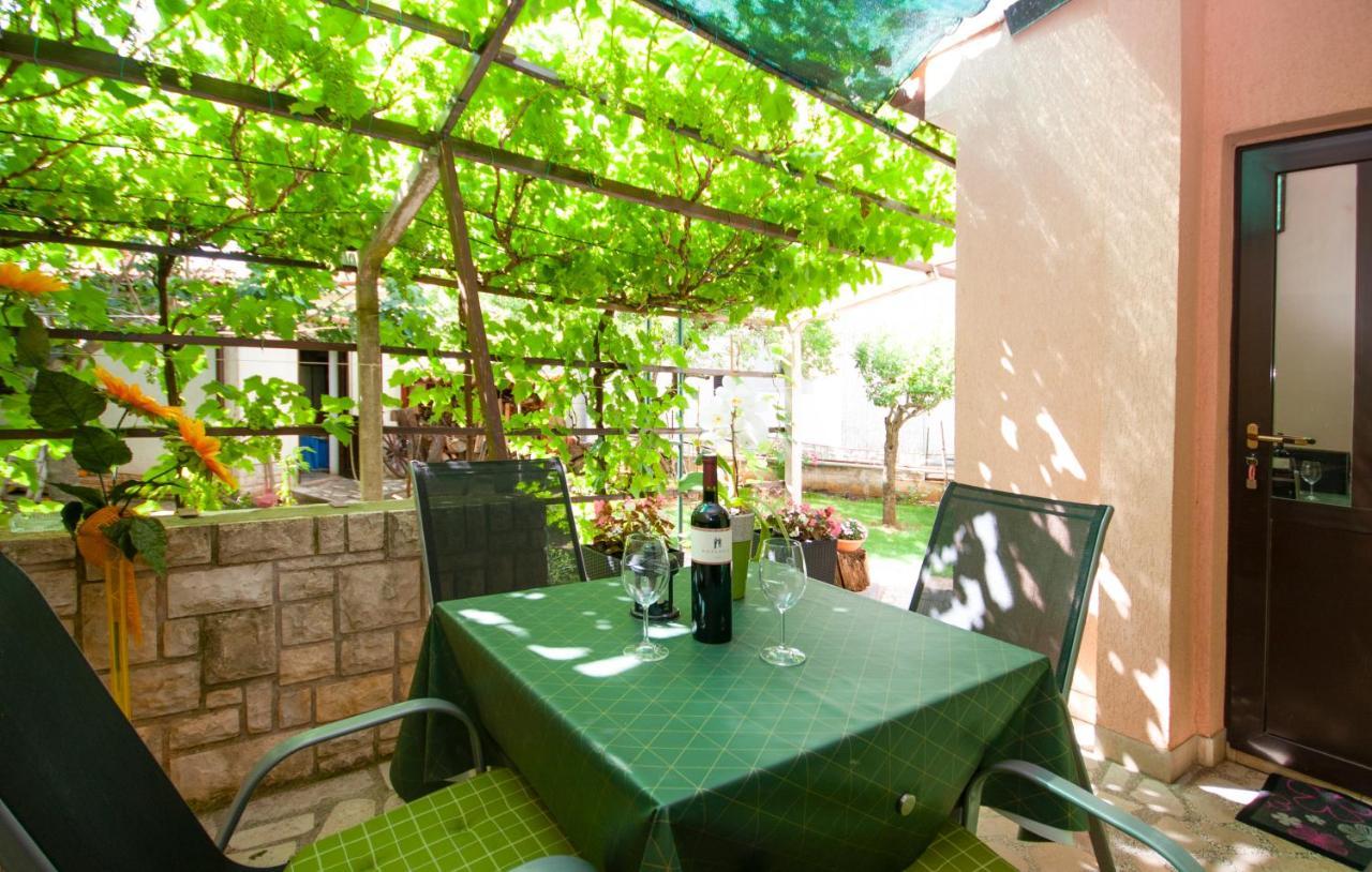 מדולין Guest House Ljubica מראה חיצוני תמונה