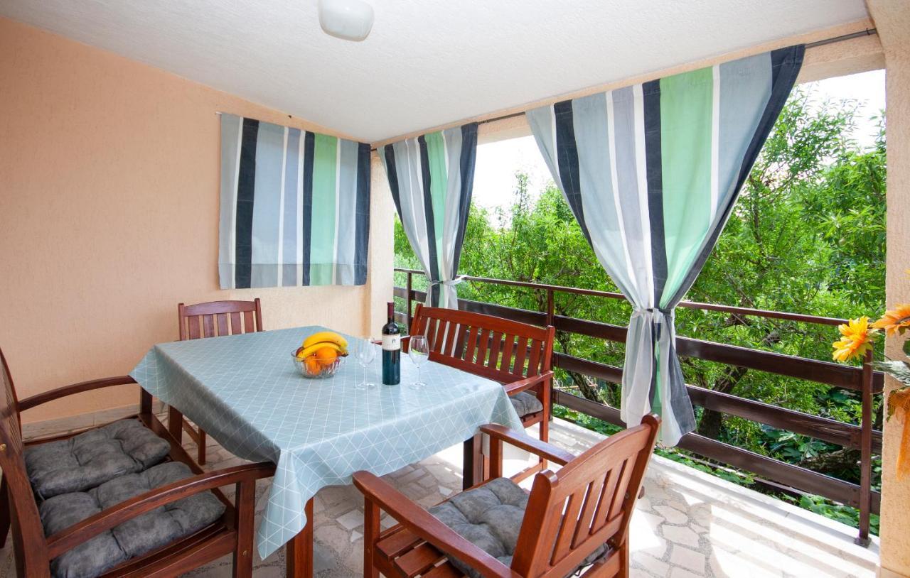 מדולין Guest House Ljubica מראה חיצוני תמונה
