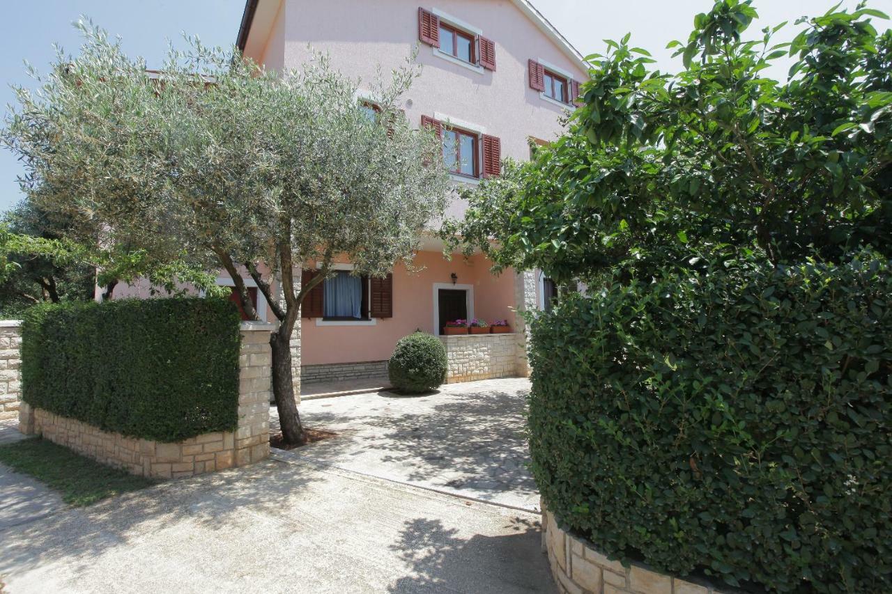 מדולין Guest House Ljubica מראה חיצוני תמונה