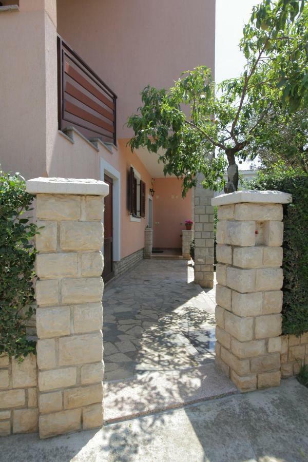 מדולין Guest House Ljubica מראה חיצוני תמונה