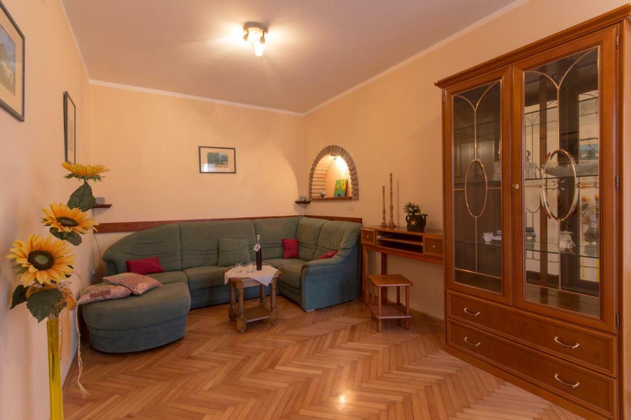 מדולין Guest House Ljubica מראה חיצוני תמונה